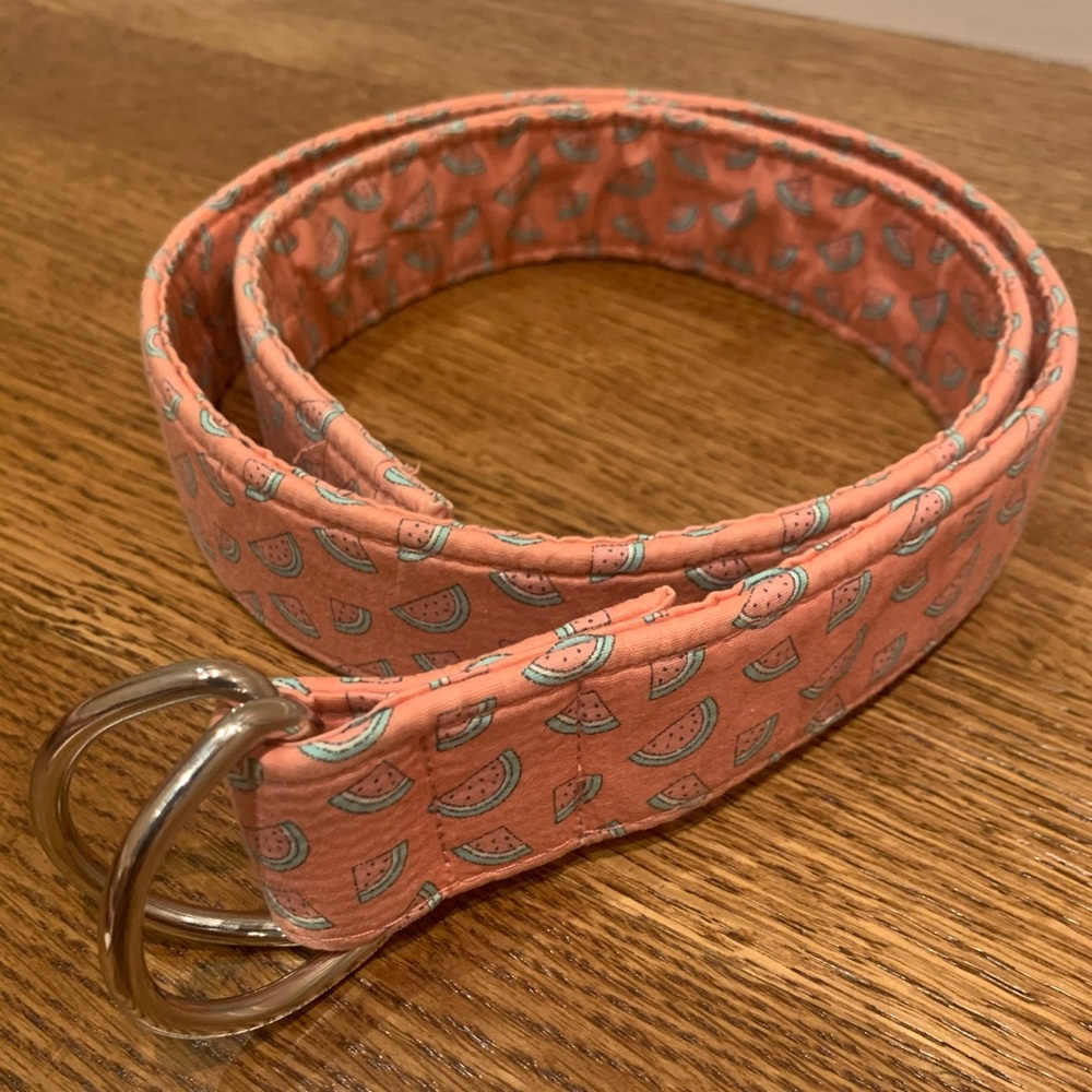 Vineyard Vines belt